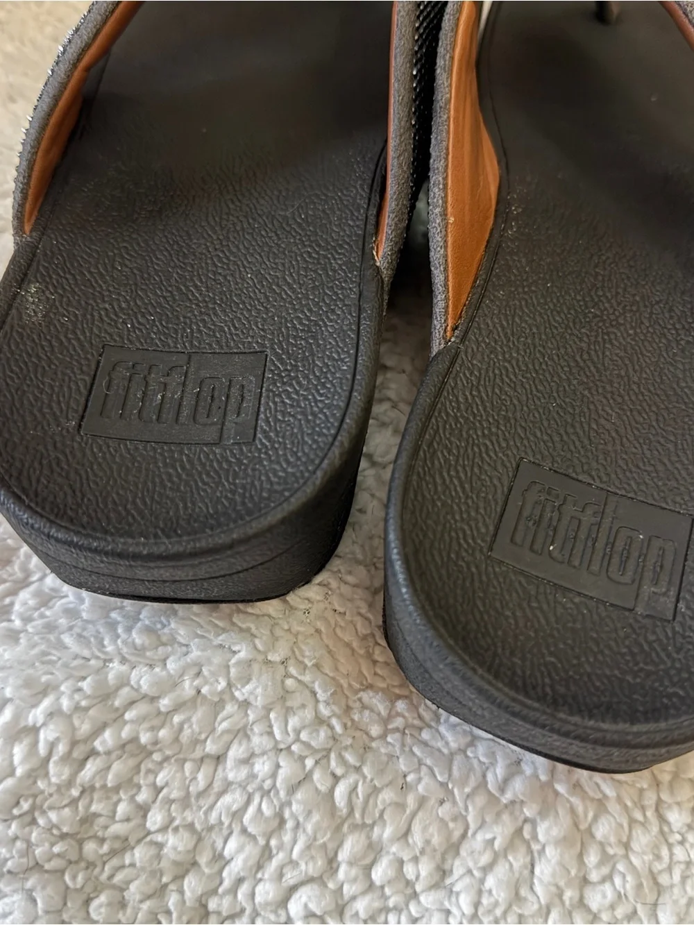 FitFlop Ritzy Rhinestone Flip Flop Sandal Wedge Gray Size 8